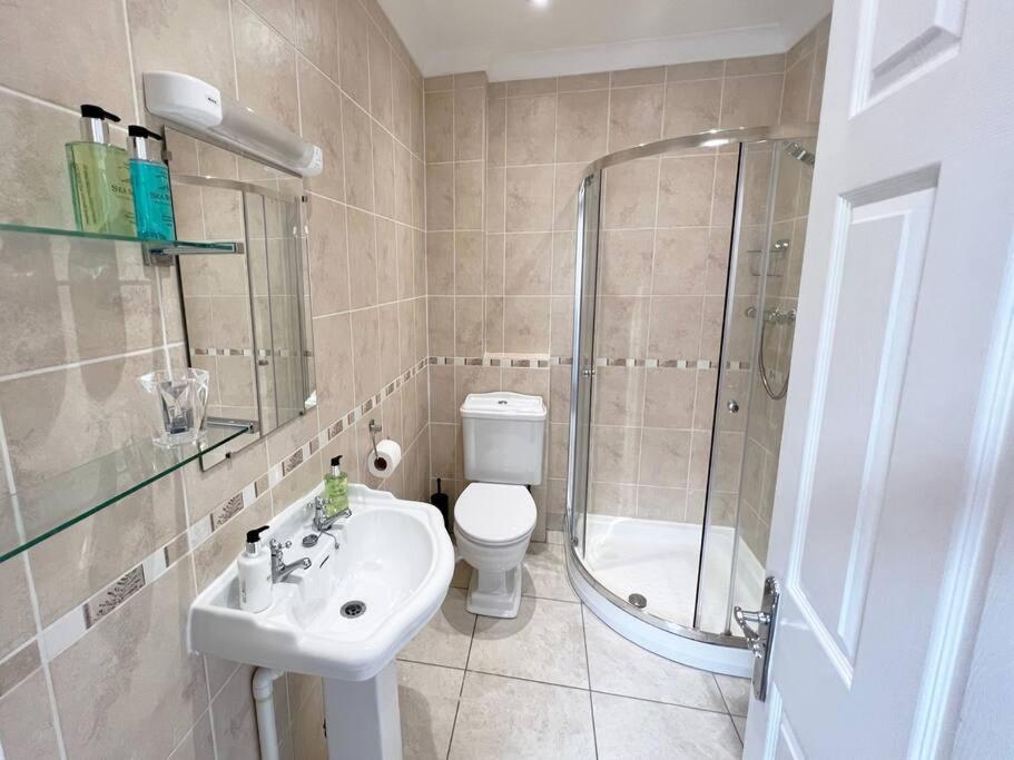 Private Parking, Central Llandudno, King Bed With Ensuite At Clement Lodge Exteriör bild
